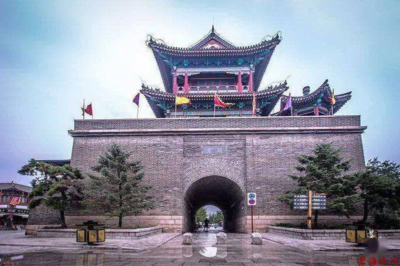 超值“山海關(guān)十年暢游卡”（包含天下第一關(guān)、老龍頭、角山、長(zhǎng)壽山、孟姜女廟等九大景區(qū)）